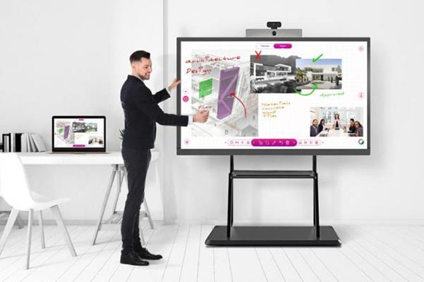 اسمارت برد 65 اینچ (همراه با وبکم و میکروفن و کامپیوتر